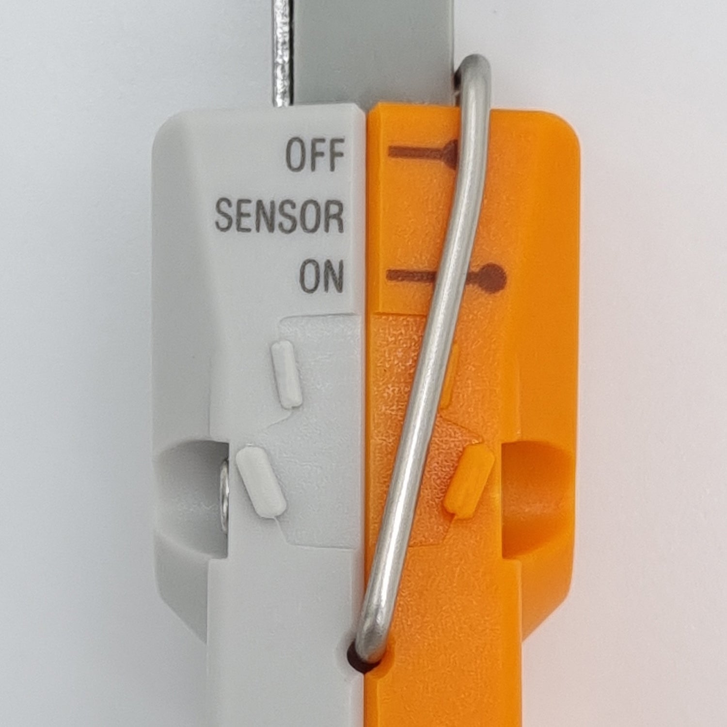 Sensor